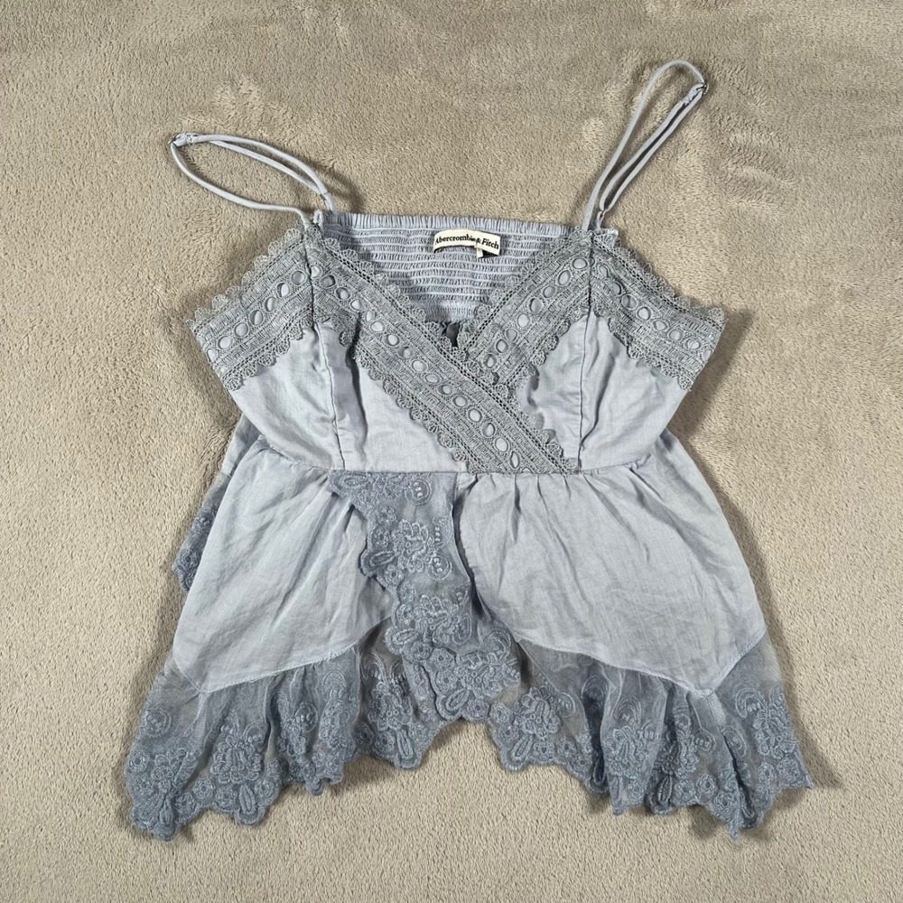 Abercrombie & Fitch Babydoll Camisole Top Women's XS Blue Lace Eyelet Smocked